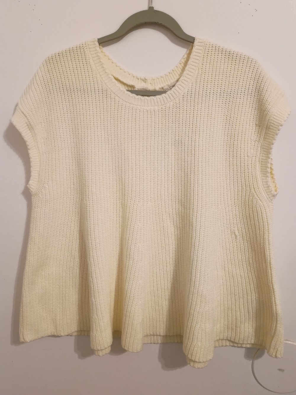 Pilcro Anthropologie Ivory Swing Top Sleeveless Crewneck Sweater Cotton Sz L NWT